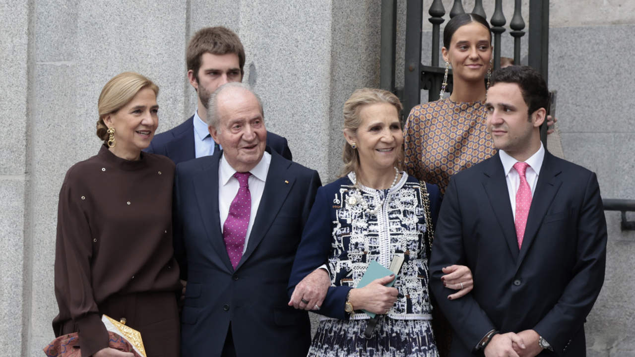 El desplante al rey Juan Carlos en la boda de Martínez Almeida y Teresa Urquijo (y no ha sido Letizia)