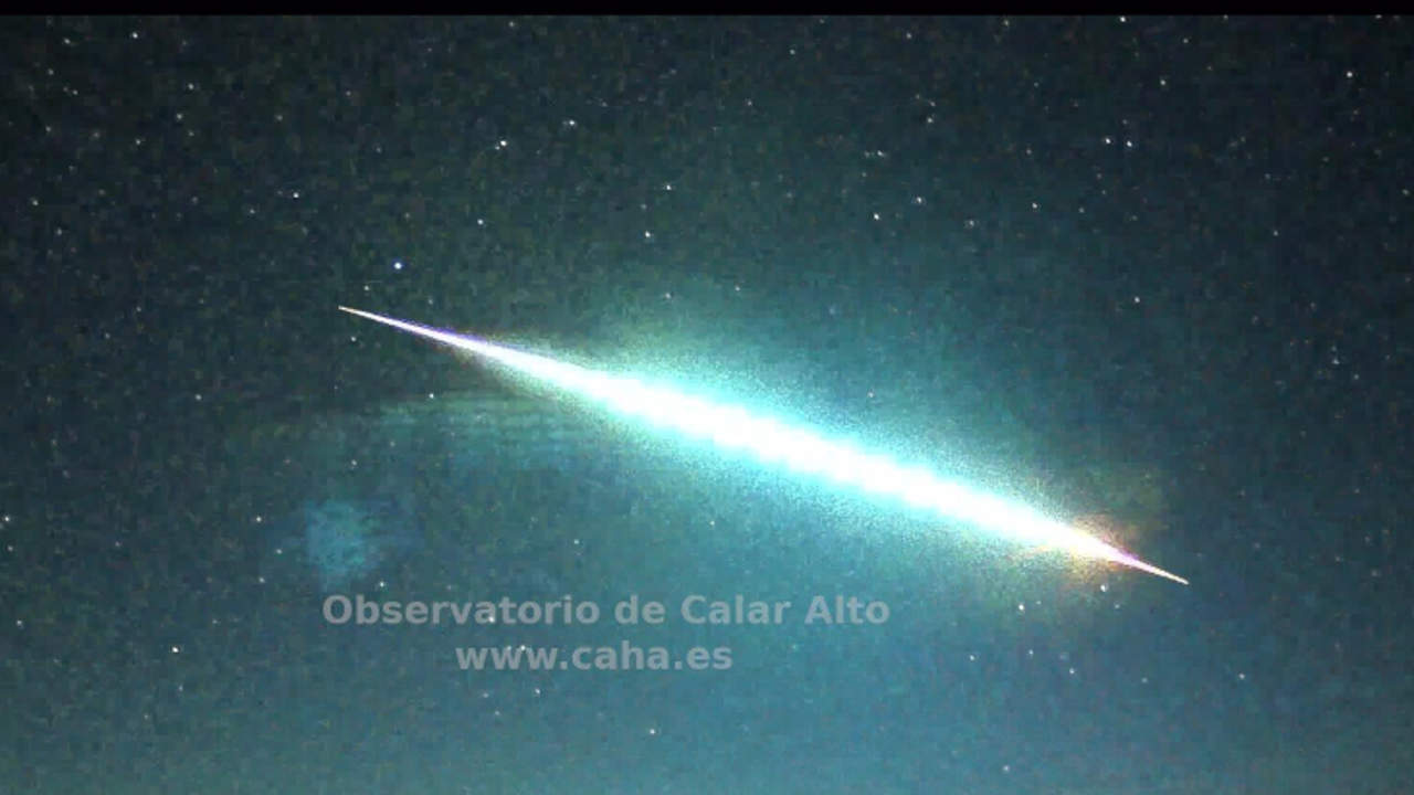 Así es la impresionante bola de fuego que ha sobrevolado Andalucía a más de 65.000 km/h
