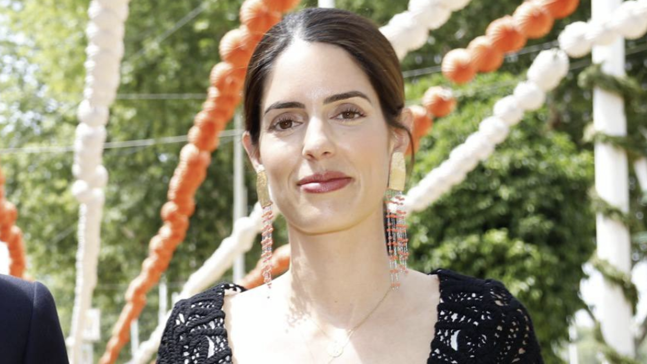 Crochet y transparencias: la alternativa de Sofía Palazuelo al vestido de flamenca para la Feria de Abril