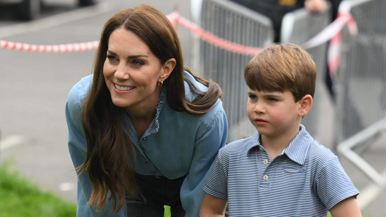 Kate Middleton y el príncipe Guillermo evitan el escándalo en la felicitación de su hijo Louis con una imagen inédita