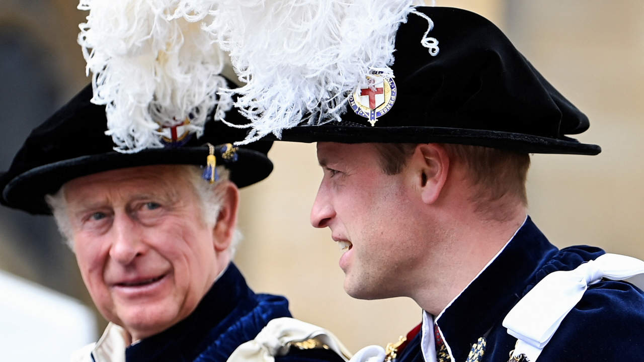 Una experta británica revela la verdadera relación entre el rey Carlos III y el príncipe Guillermo tras su reaparición