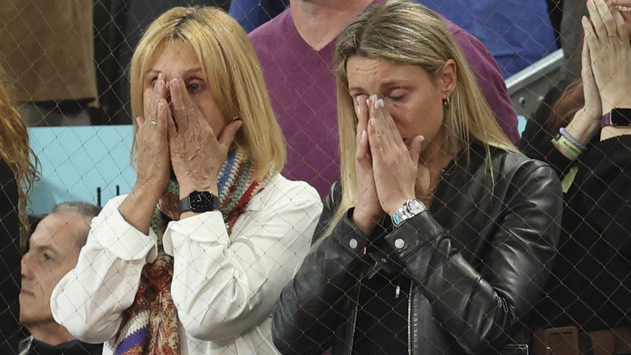 Mery Perelló y Maribel, mujer y hermana de Rafa Nadal, entre lágrimas de emoción al ver su emotiva despedida de Madrid