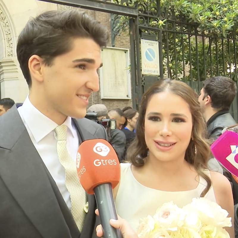 La reacción de Javier García-Obregón a los 45 minutos de retraso con los que su mujer Eugenia Gil ha llegado a su boda