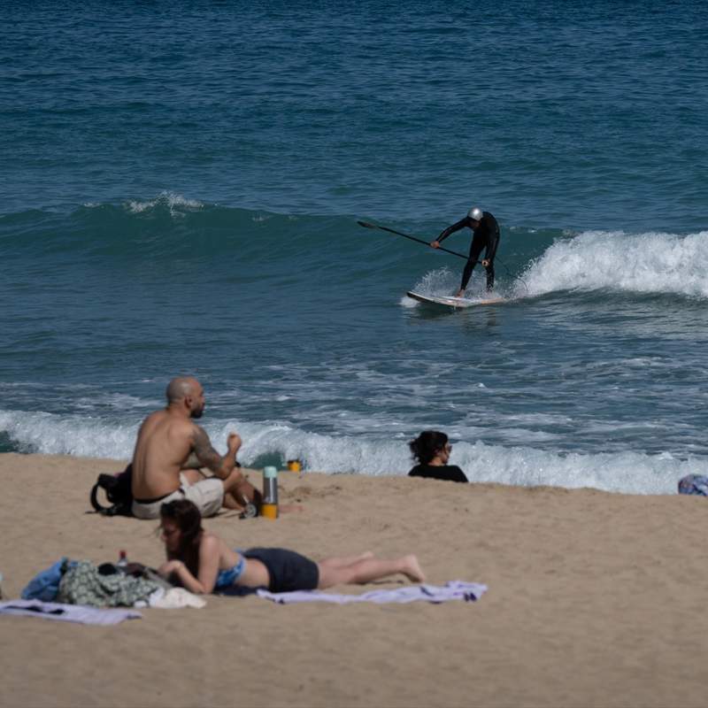 La polémica que acecha a las playas con distintivo de bandera azul en España