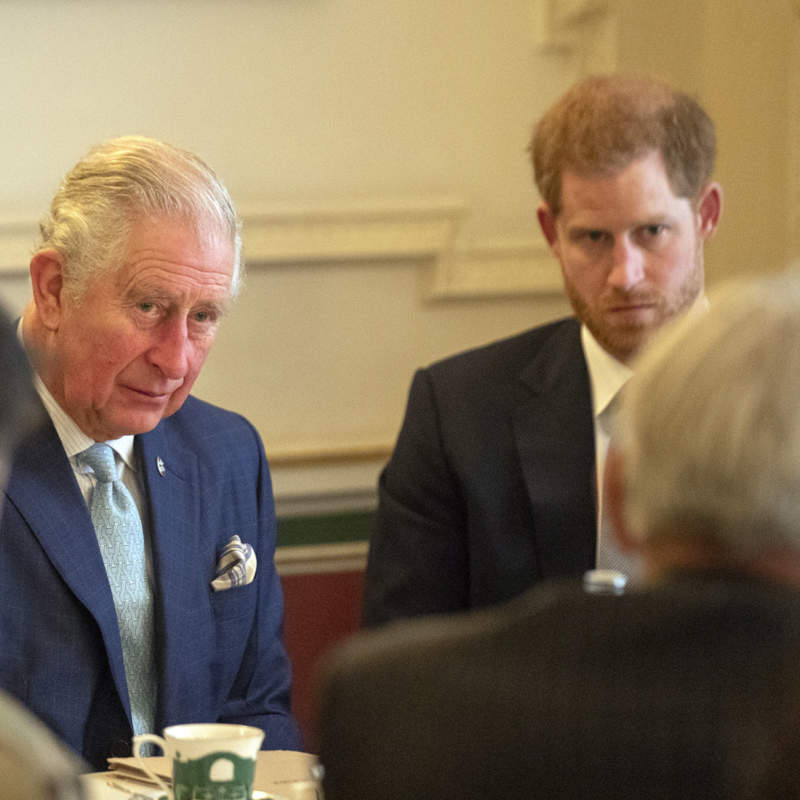 Matt Wilkinson, experto en Casa Real británica, da el paso y revela los dos feos del rey Carlos III a su hijo, el príncipe Harry