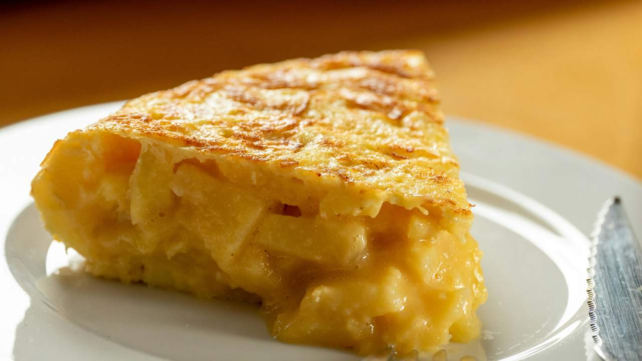 ¿Qué sartén debes usar para conseguir la tortilla de patatas perfecta?
