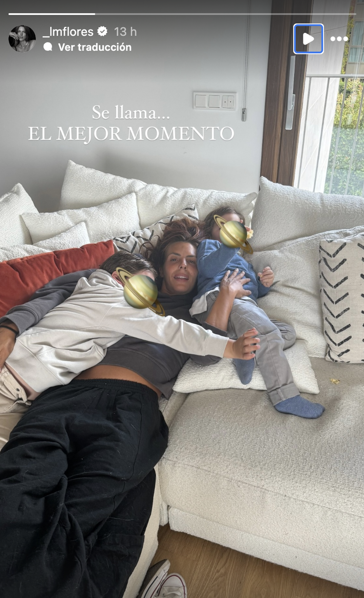 Laura Matamoros con sus hijos