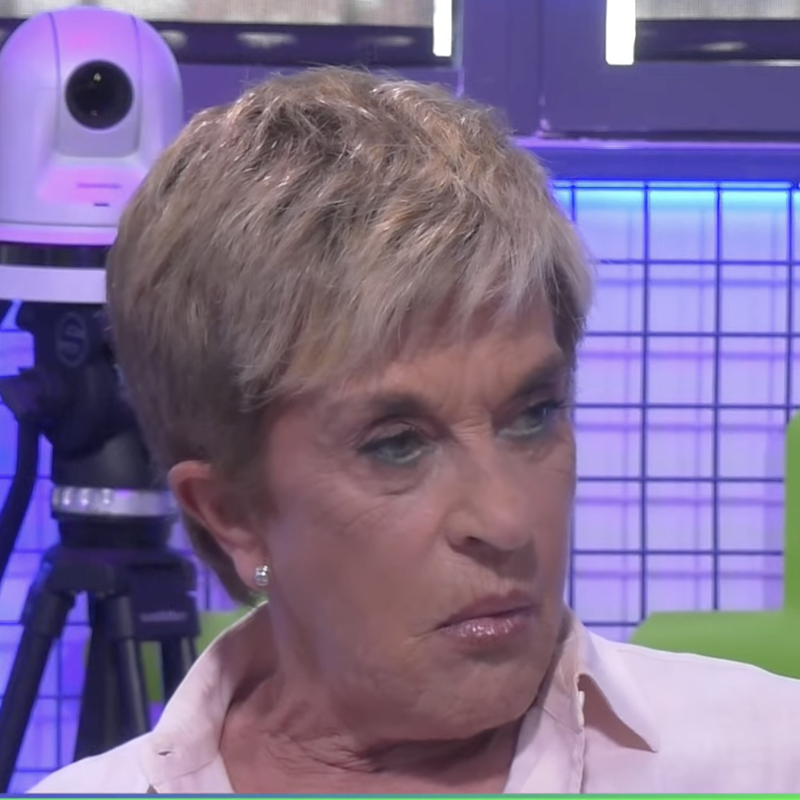 Chelo García Cortés, apenada, desvela la cantidad que dejó a Isabel Pantoja para que saliera del calabozo