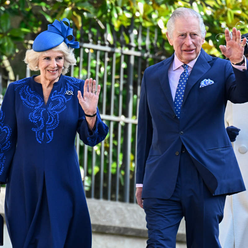 Última hora sobre el estado de salud de Carlos III: la reina Camila actualiza su evolución (y formula una queja)