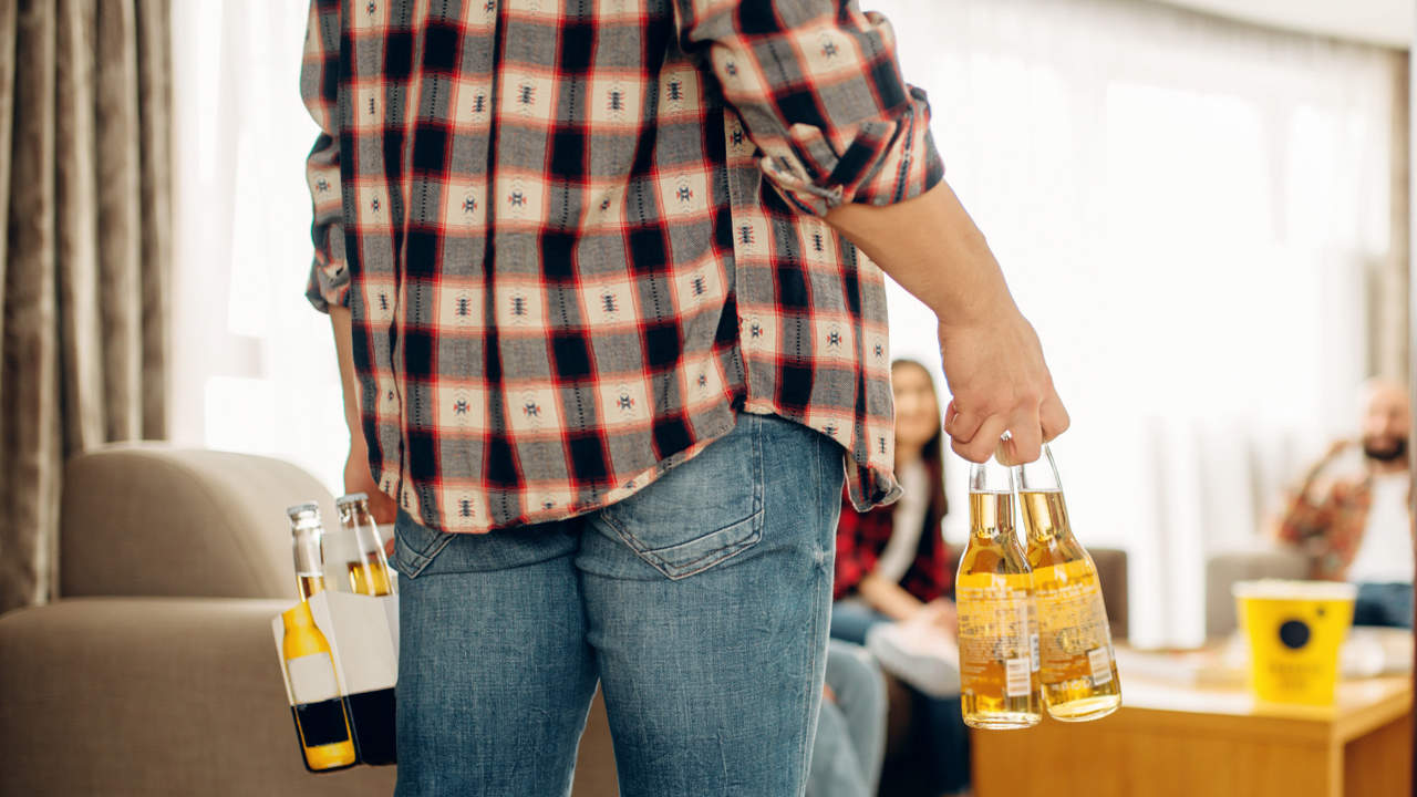 La presión social de los abstemios por decir "no" a beber alcohol: "es algo absurdo"