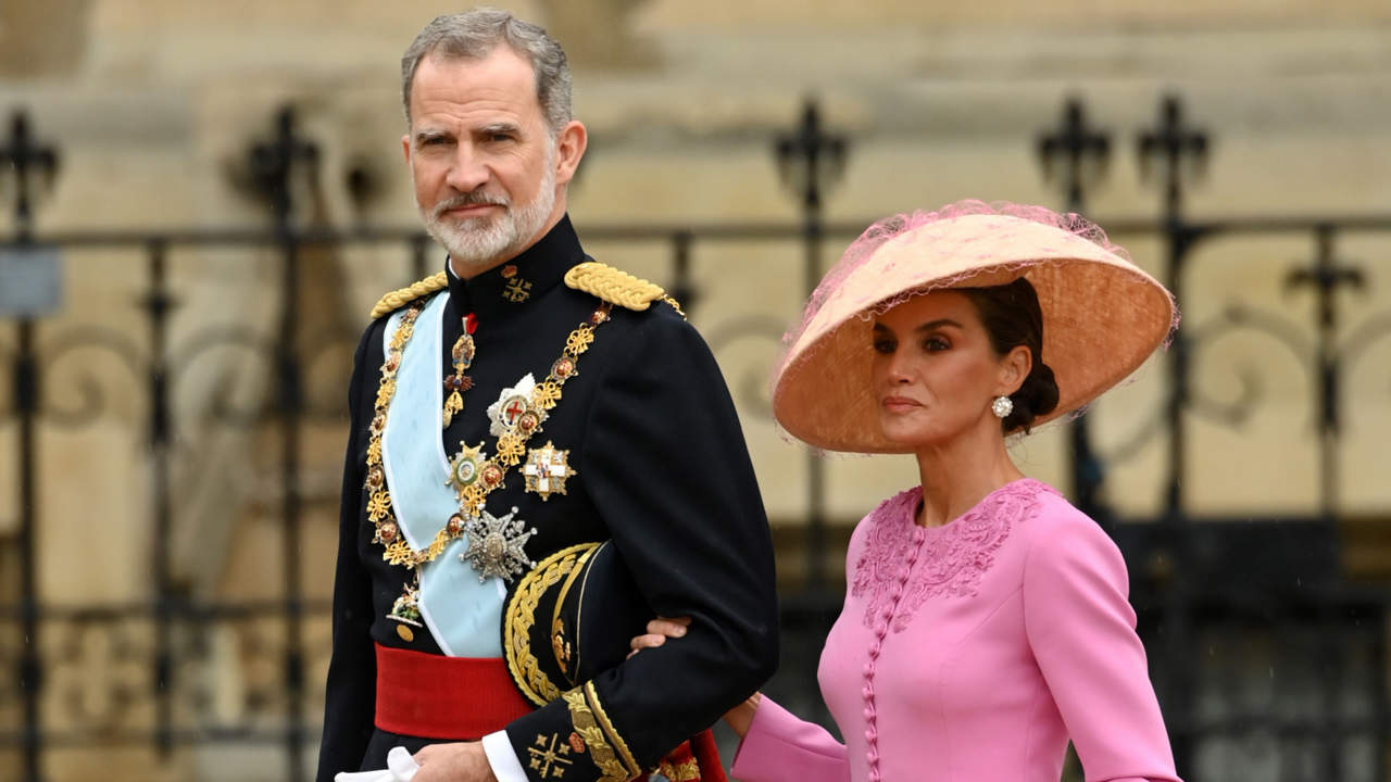 Letizia y Felipe Coronación Carlos III