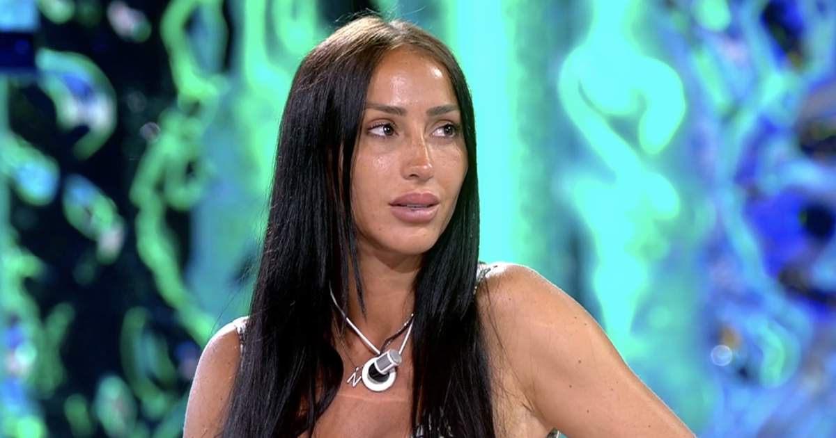 Aurah Ruiz se moja y confiesa el motivo de peso por el que fue