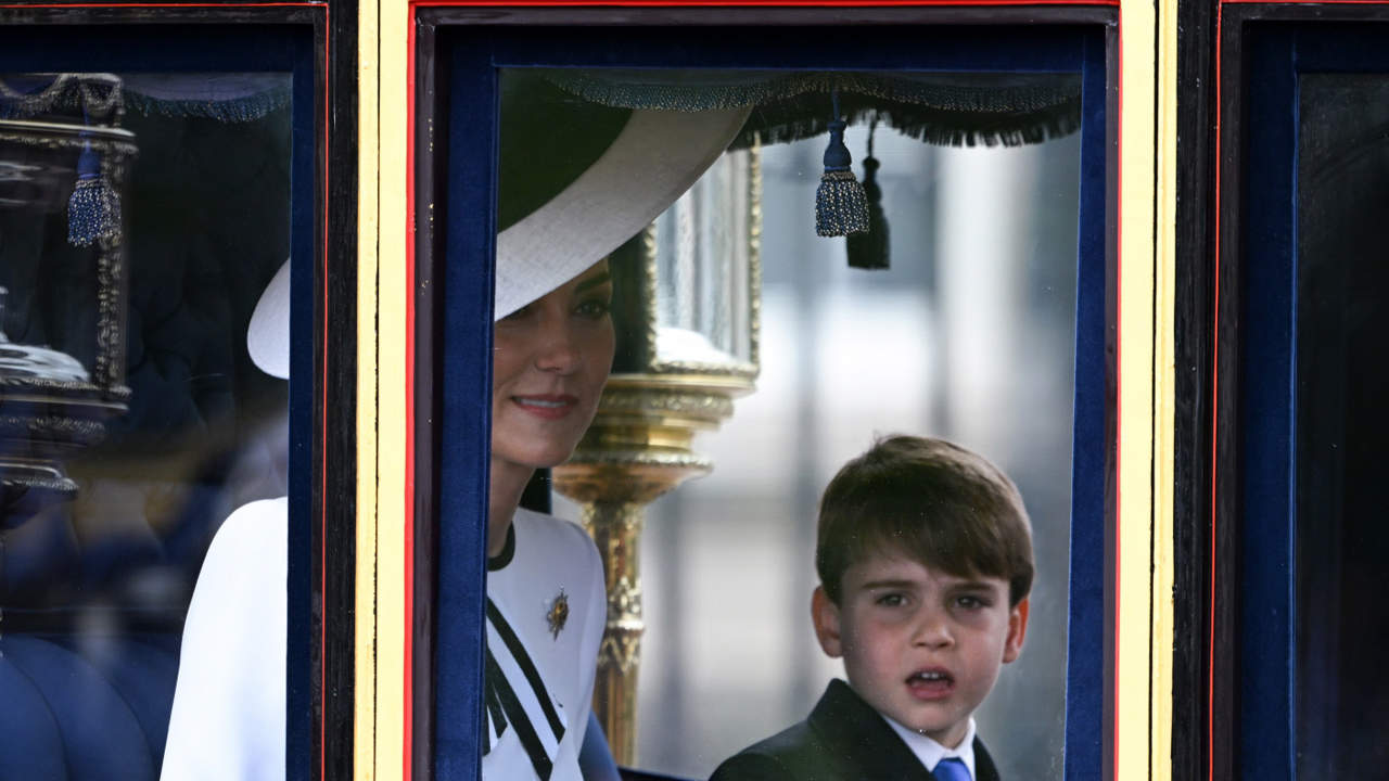 George, Charlotte y Louis, entrañables, los mejores escuderos de Kate Middleton en su reaparición en el Trooping the Colour