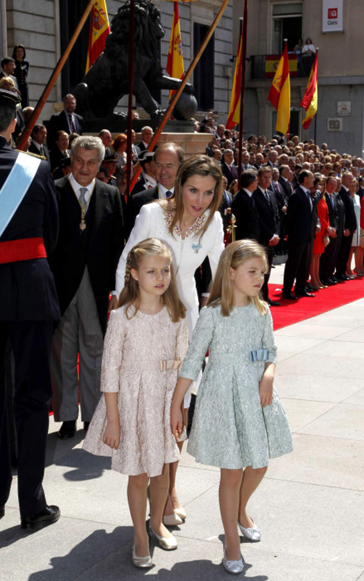 Letizia, Sofía y leonor proclamación