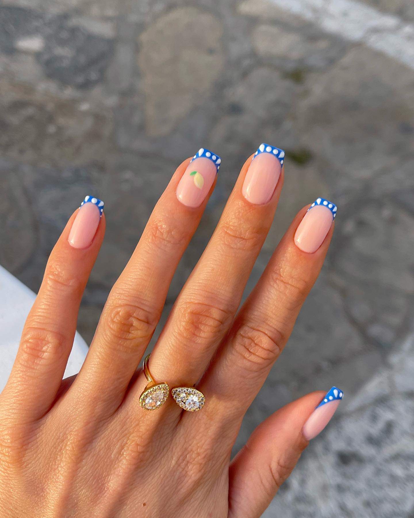 Uñas azules sicilianas