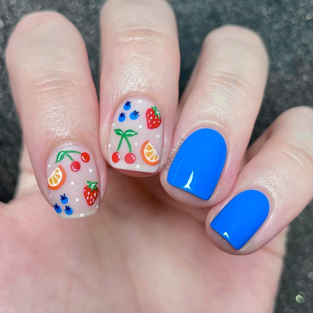 uñas azules