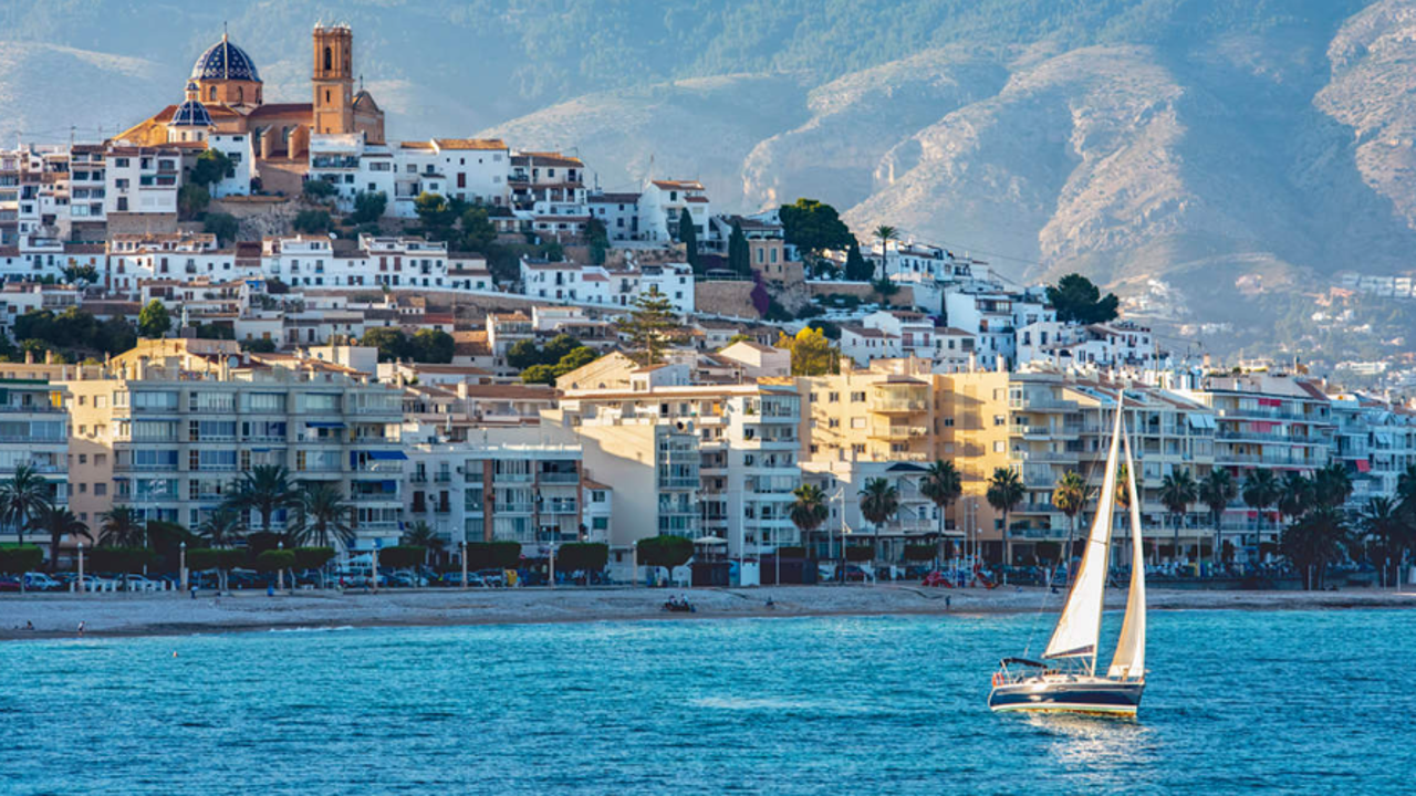 El pueblo más bonito de julio, según 'National Geographic', que huele a Mediterráneo