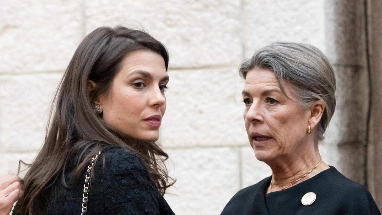 La prensa extranjera revela la verdadera relación entre Carolina de Mónaco y su hija Carlota Casiraghi