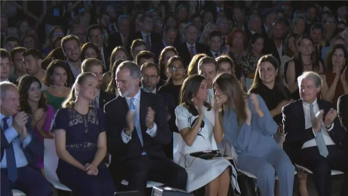 felipe y leonor cómplices