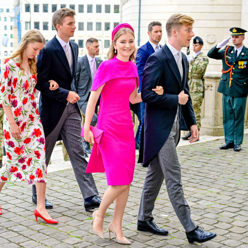 Elisabeth de Bélgica pide paso en su camino hacia el trono en el último evento familiar: look impecable y con sus hermanos