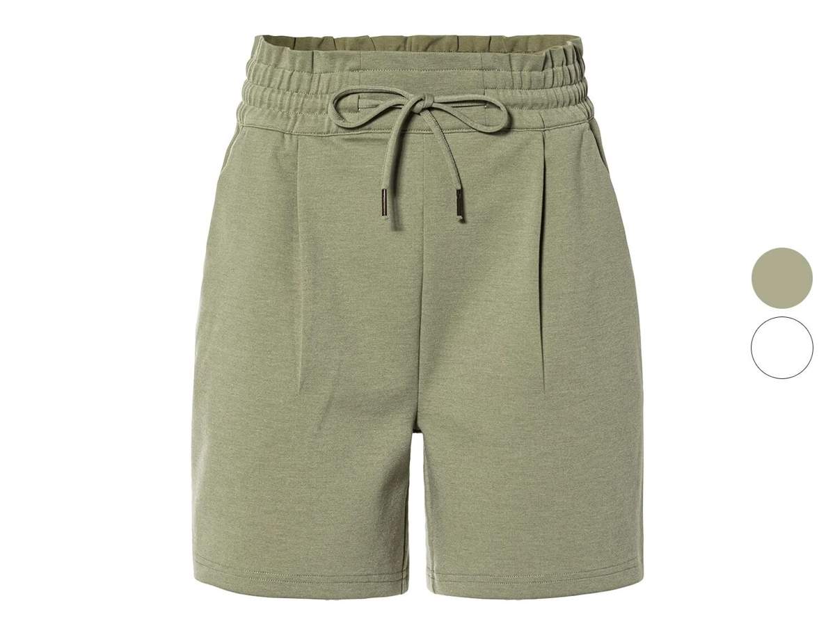 Bermudas con lazo.
