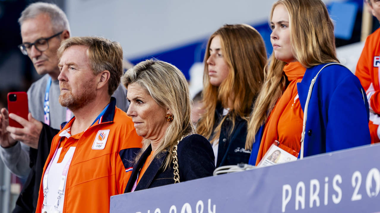 Guillermo Alejandro, Maxima, Alexia y Amalia de Holanda