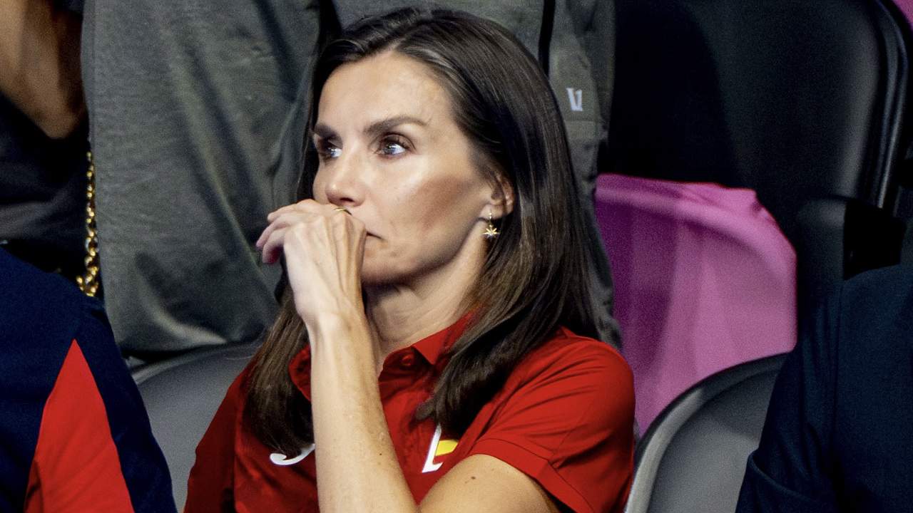 El mensaje de apoyo de la reina Letizia a Carolina Marín tras su dramático adiós a los Juegos Olímpicos