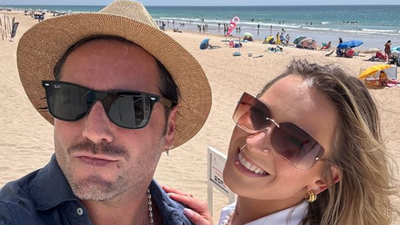 David Bustamante y Yana Olina, muy enamorados, abren su álbum privado de vacaciones