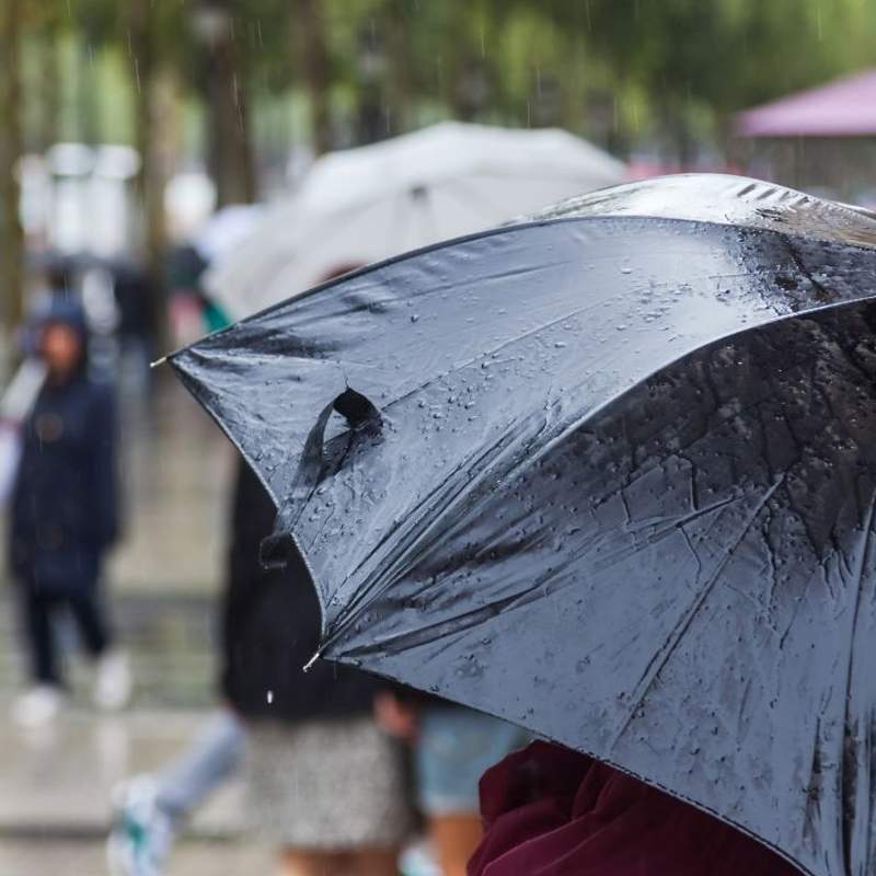 Alerta AEMET: llega un drástico cambio en el tiempo que podría aguar las últimas fiestas del verano