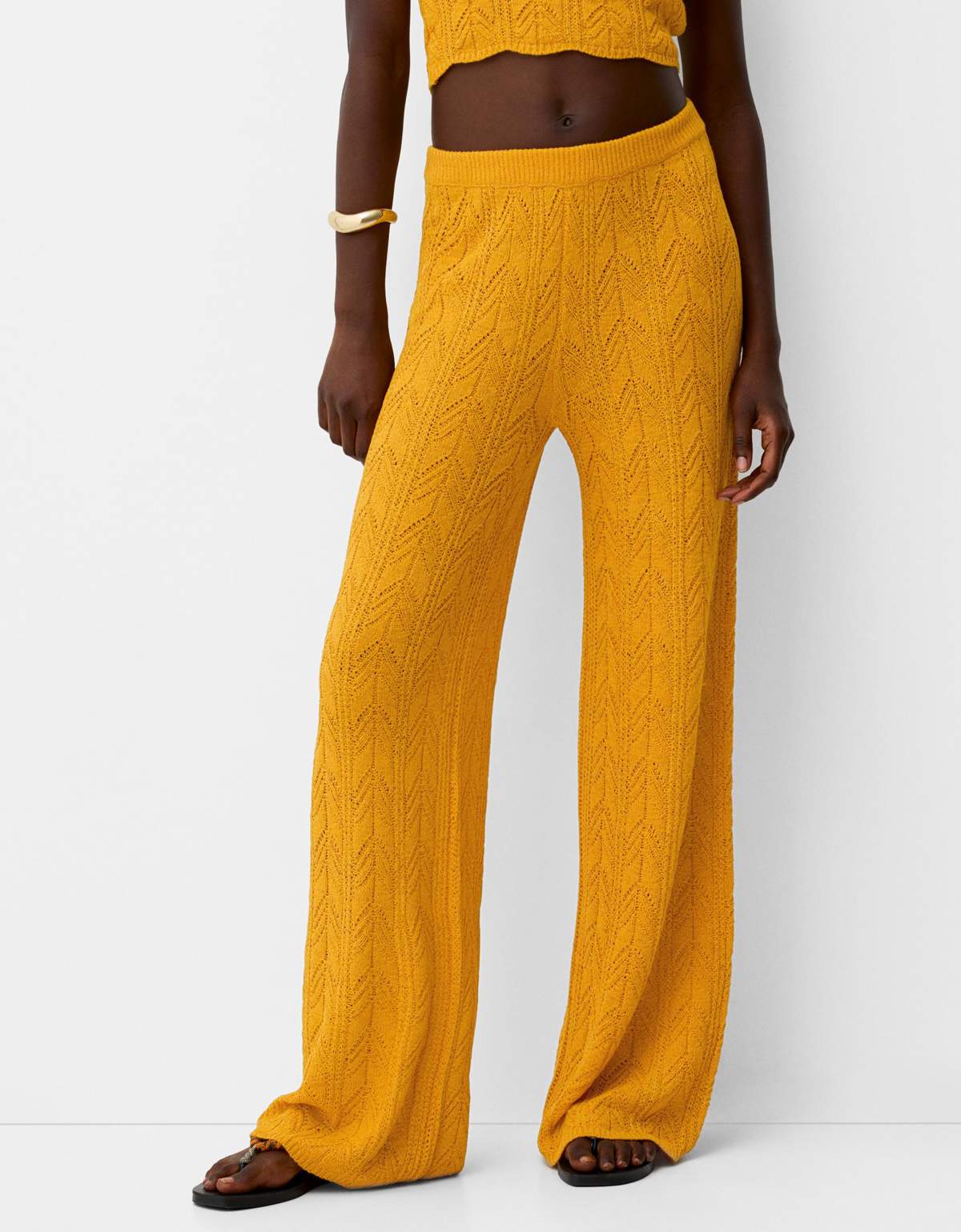 Pantalones de punto holgado Mar Flores bershka