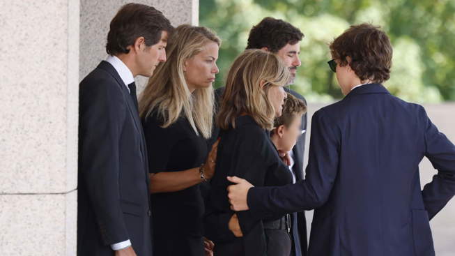 Los Gestos Protectores De Cari Lapique Y Carla Goyanes Con Los Hijos De ...