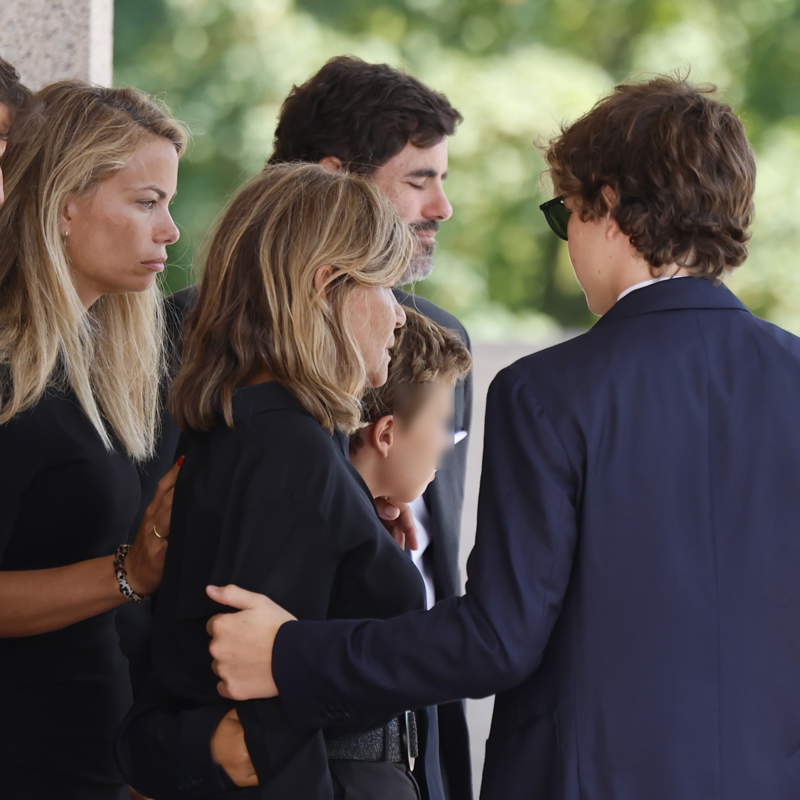 Cari Lapique, Carla Goyanes y Antonio Matos