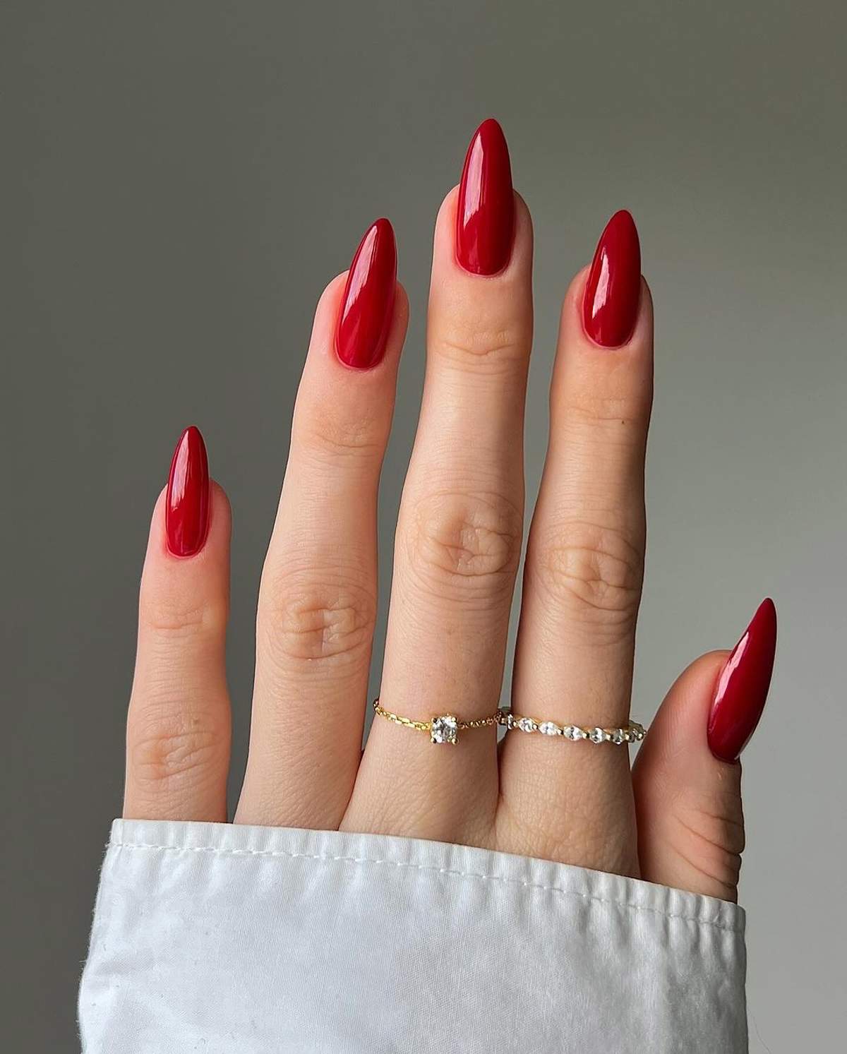 Diseños de uñas sencillos y elegantes ROJAS