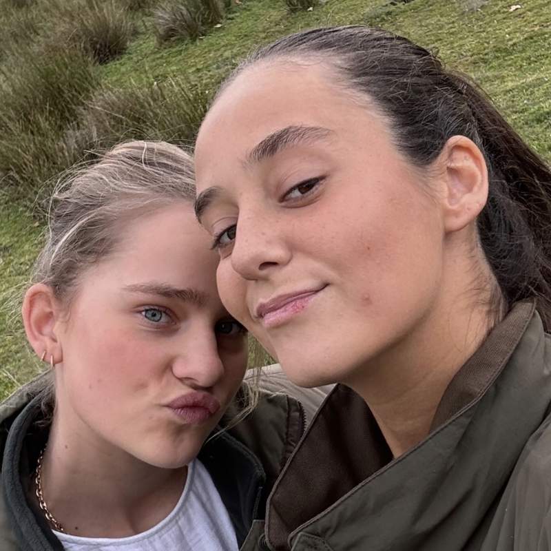 Irene Urdangarin comparte una imagen inédita con Victoria Federica que dice mucho más de lo que parece