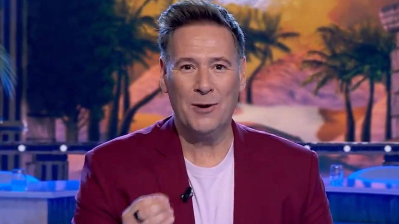 Telecinco toma la drástica decisión de cancelar ‘Babylon Show’ de Carlos Latre: este es su sustituto