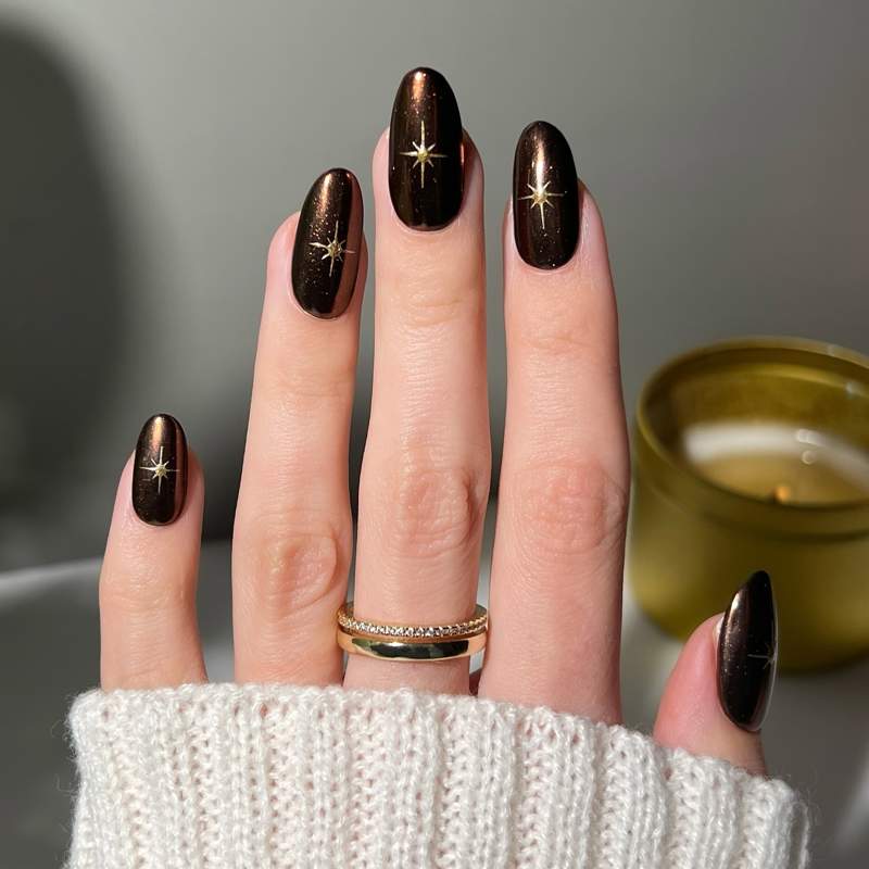 Si buscas un diseño de uñas bonito y elegante toma nota de estas 25 manicuras que llevan arrasando todo el año (y lo que queda...)