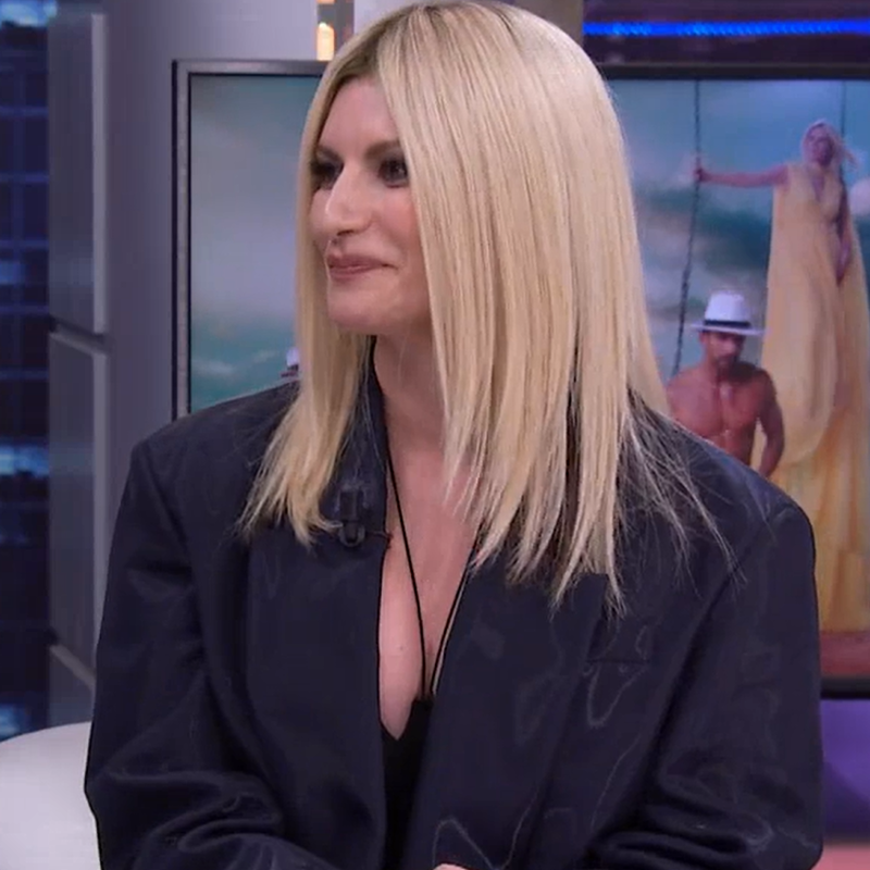 Laura Pausini deja en shock a Pablo Motos y al público de 'El Hormiguero' con su 'cambio de look' en directo