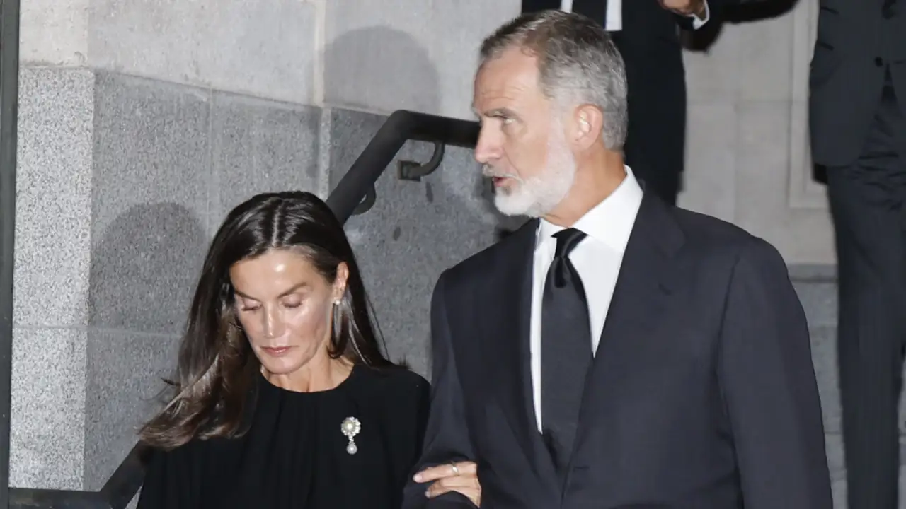 Zarzuela define el encuentro de Felipe y Letizia con el rey Juan Carlos con una sola palabra