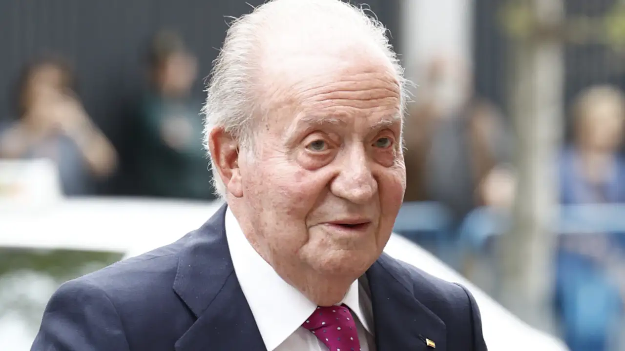 La maniobra 'in extremis' del rey Juan Carlos con la que ha intentado dar esquinazo a la prensa tras el escándalo con Bárbara Rey