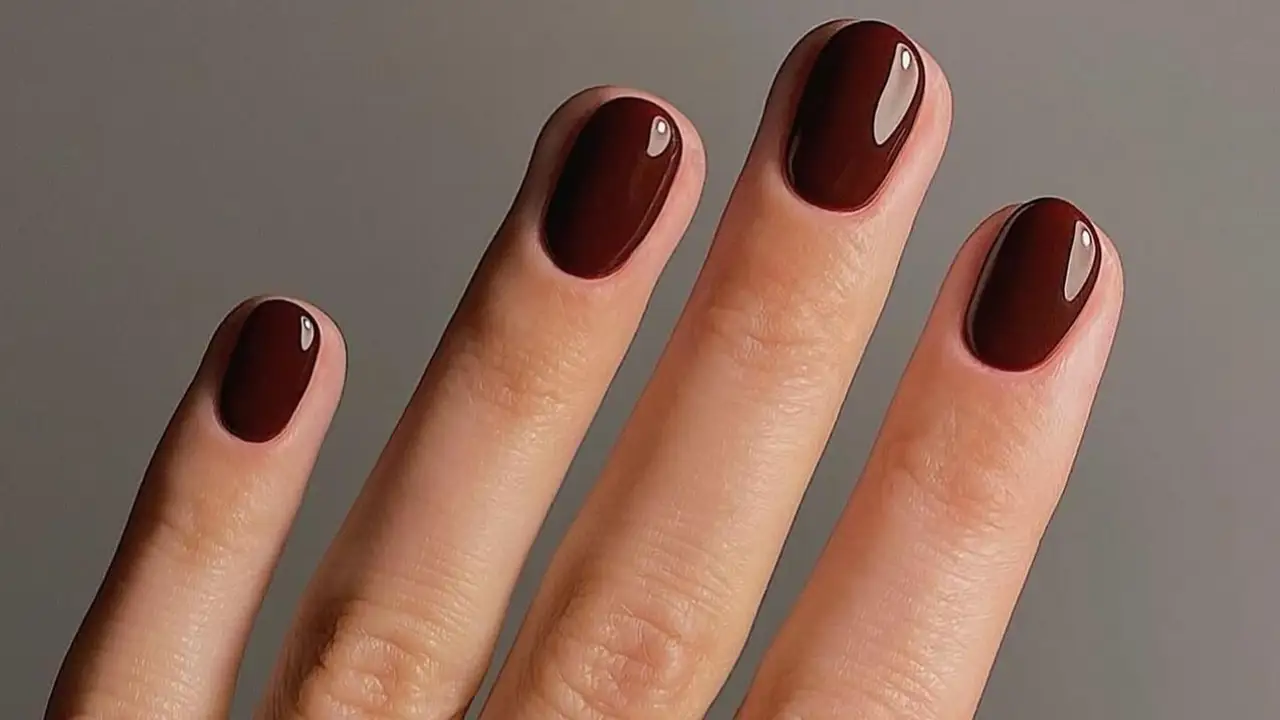 Los 25 diseños de uñas cortas más bonitos y elegantes del Otoño