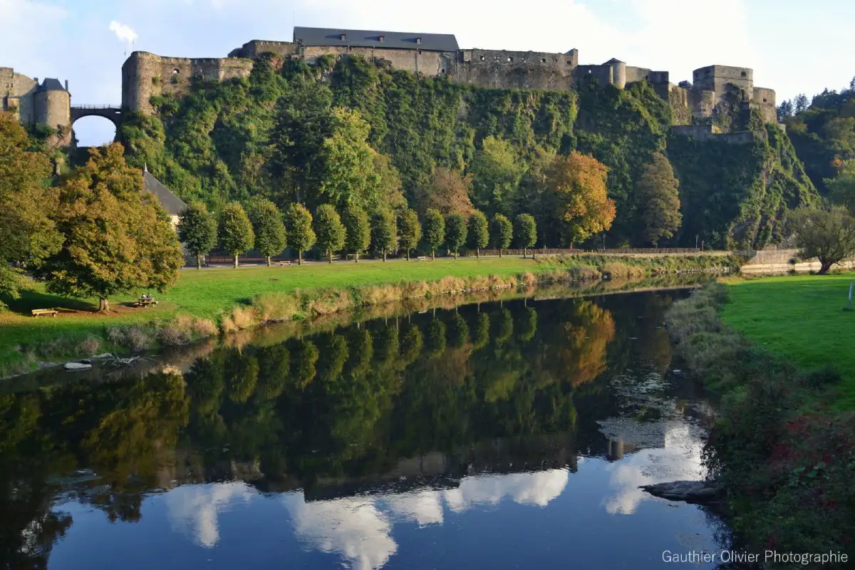  Cha^teau fort de Bouillon