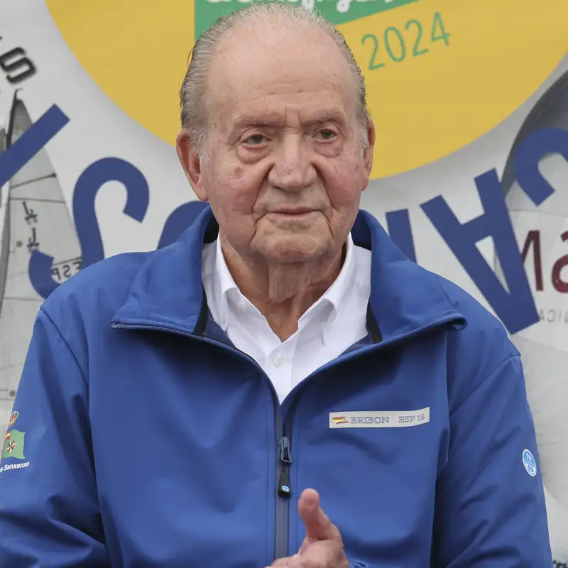 El rey Juan Carlos abre las puertas a una invitada muy especial en sus días en Sanxenxo