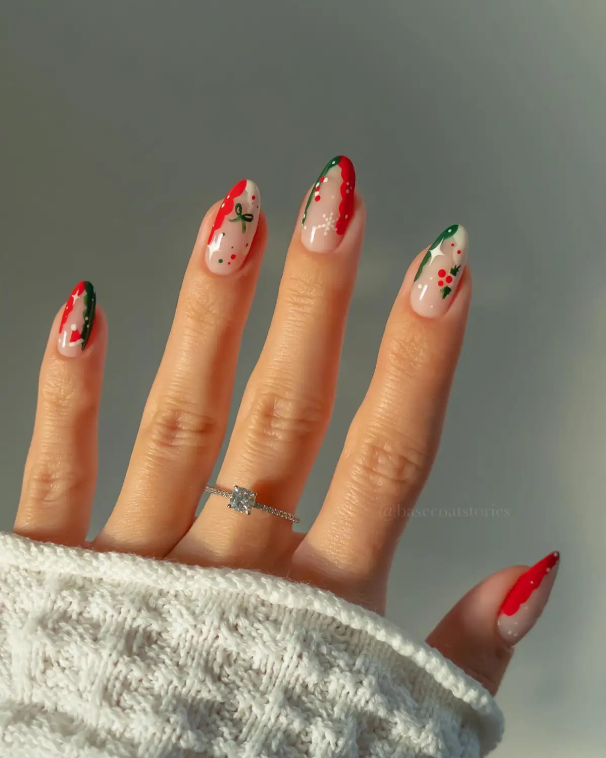 Uñas de Navidad sutiles