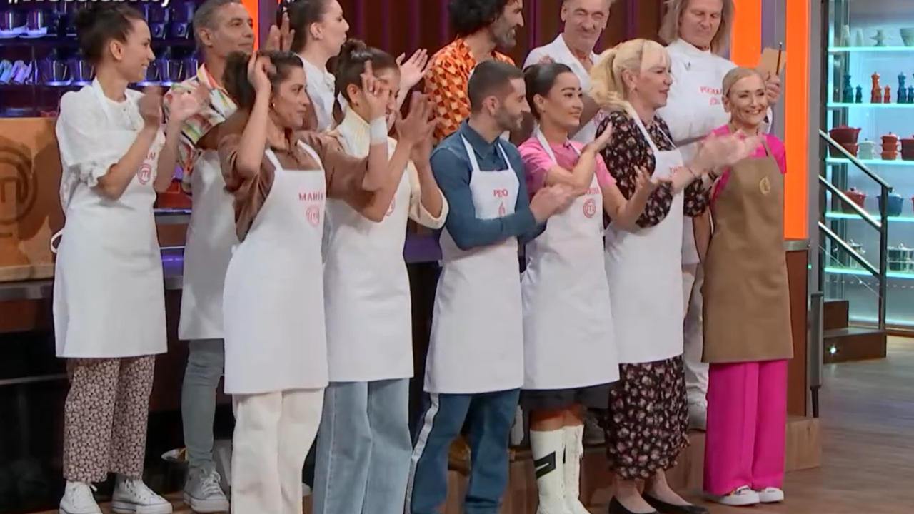 La euforia desmedida de los concursantes de ‘MasterChef Celebrity 9’ con el regreso de un expulsado