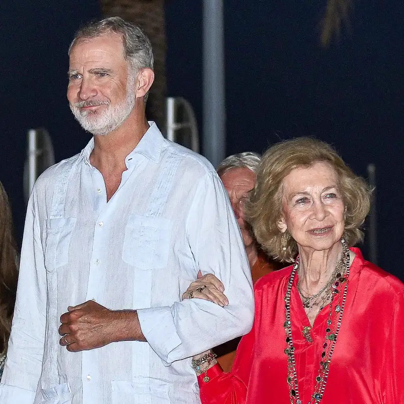 La preocupación del rey Felipe por la reina Sofía que ahonda la brecha con sus hermanas, Elena y Cristina