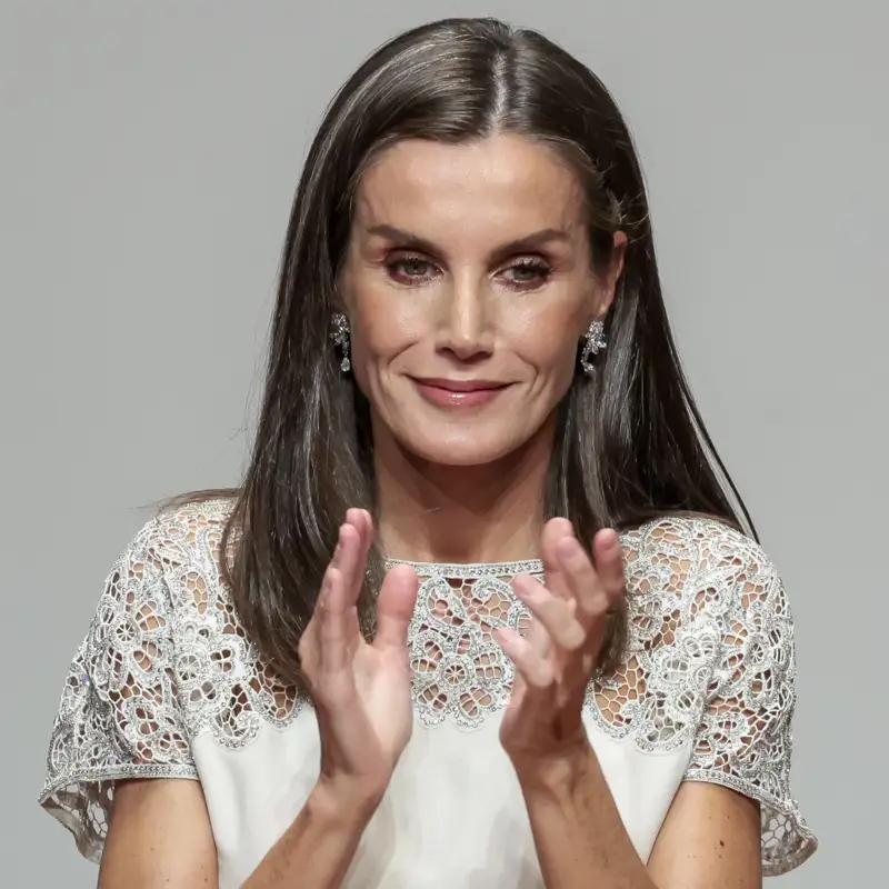 Las opiniones contrapuestas de la prensa internacional sobre el estilismo de la reina Letizia en su última aparición