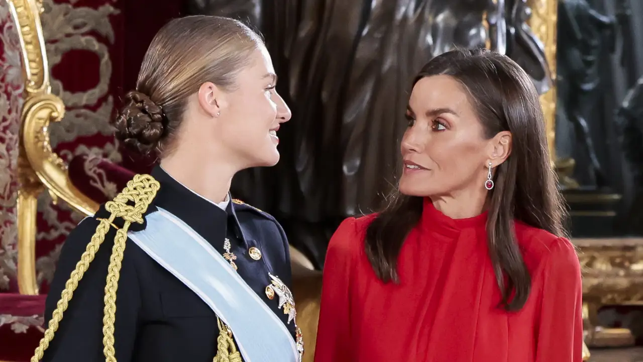 La reina Letizia deja sola a Leonor: lo más comentado de la recepción en el Palacio Real