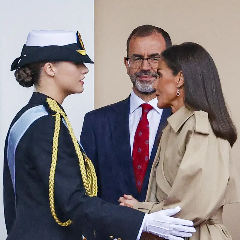 María José Gómez Verdú, experta en protocolo, sentencia la imagen de Letizia en el Día de la Hispanidad