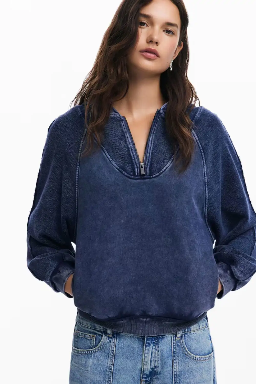 Sudadera de mujer con capucha efecto lavado