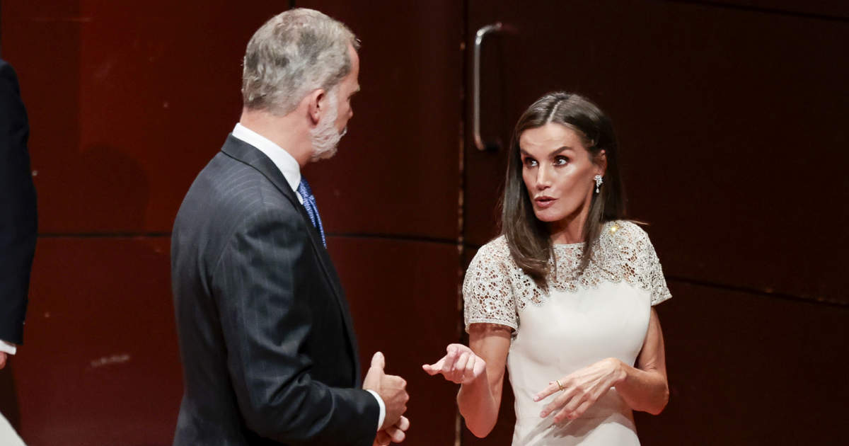 "Guerra de clanes" en la familia real española: Los reyes Felipe y Letizia, obligados a elegir bando